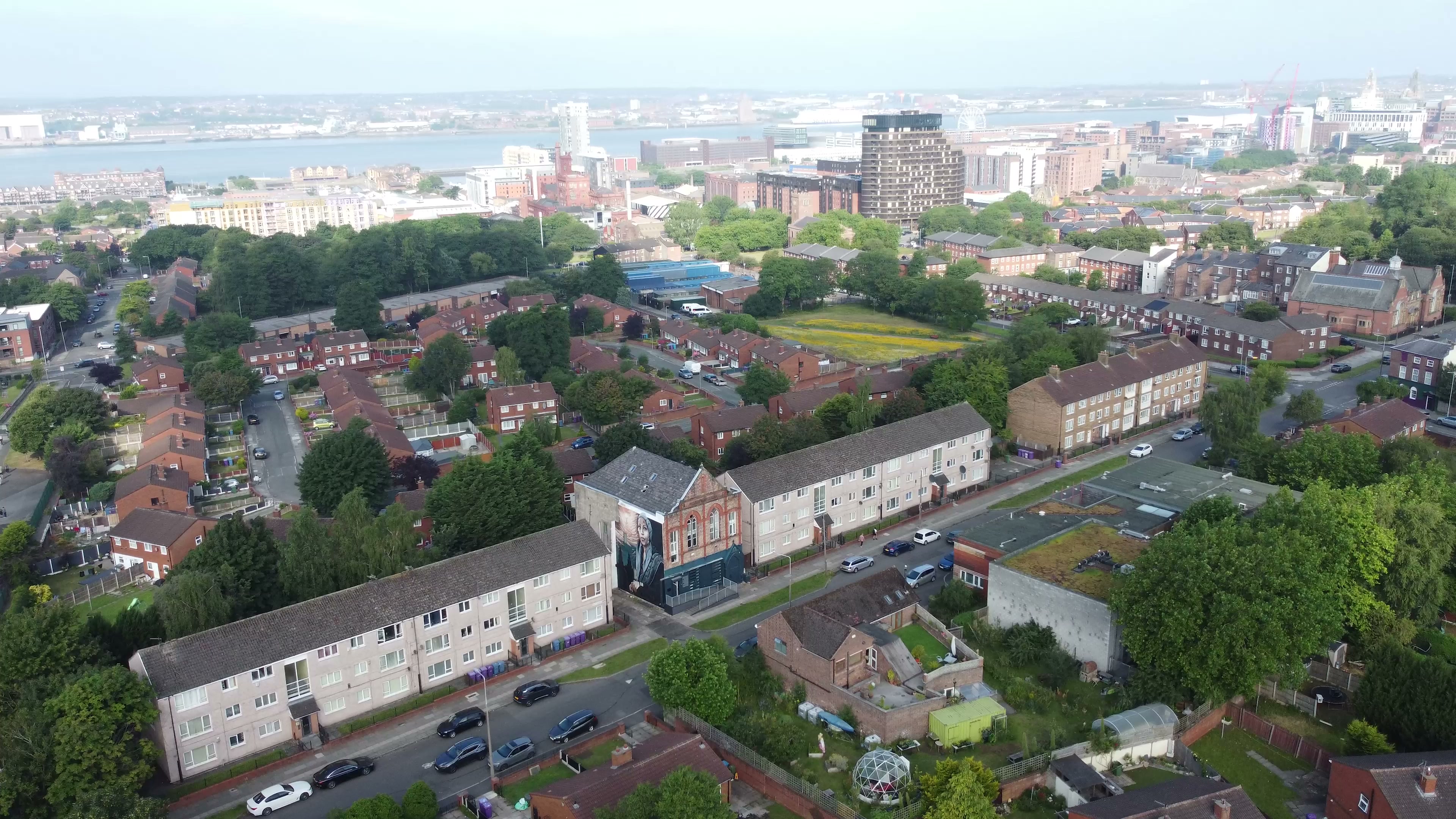 Institucional HIL Liverpool